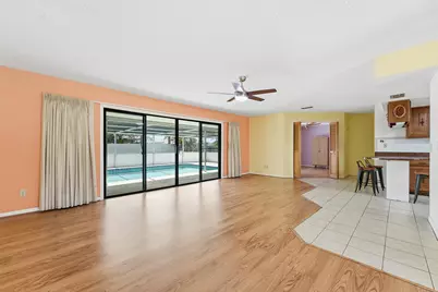 814 SE Celtic Avenue, Port Saint Lucie, FL 34983 - Photo 6