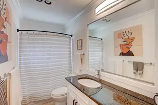 251 NE 2nd Cir, Boca Raton, FL 33431 - Photo 16