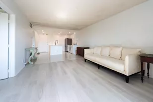 900 NE 18th Ave, Fort Lauderdale, FL 33304 - Photo 8