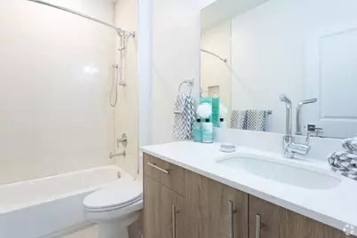 3920 Melaleuca Lane #303, Lake Worth Beach, FL 33461 - Photo 6
