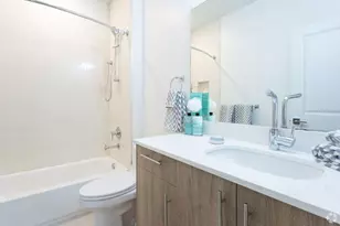 3920 Melaleuca Ln, Lake Worth Beach, FL 33461 - Photo 6