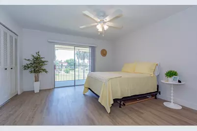 60 Woodland Drive #204, Vero Beach, FL 32962 - Photo 8