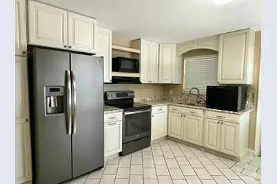 1005 NW 5th Street, Okeechobee, FL 34972 - Photo 4