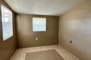 1005 NW 5th St, Okeechobee, FL 34972 - Photo 10