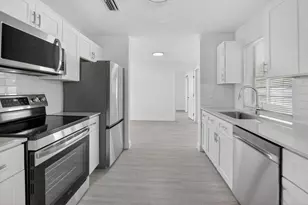 703 SW 18th St, Boynton Beach, FL 33426 - Photo 14
