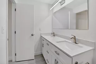 703 SW 18th St, Boynton Beach, FL 33426 - Photo 26