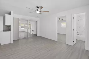 703 SW 18th St, Boynton Beach, FL 33426 - Photo 16