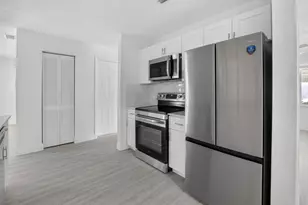 703 SW 18th St, Boynton Beach, FL 33426 - Photo 12