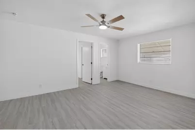 703 SW 18th Street, Boynton Beach, FL 33426 - Photo 14