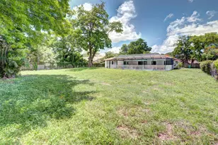 8859 NW 3rd Ct, Coral Springs, FL 33071 - Photo 34