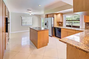 8859 NW 3rd Ct, Coral Springs, FL 33071 - Photo 4