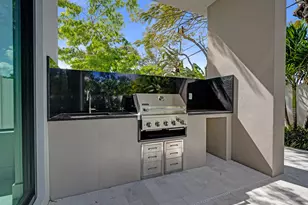 235 NE 11th St, Delray Beach, FL 33444 - Photo 28