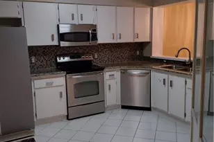 7621 Trent Dr, Tamarac, FL 33321 - Photo 8