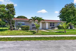 240 SW 15th Ave, Delray Beach, FL 33444 - Photo 2