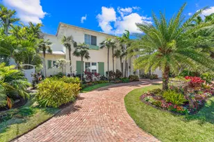 2870 NE 24th Pl, Fort Lauderdale, FL 33305 - Photo 2