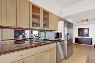 5510 N Ocean Dr, Singer Island, FL 33404 - Photo 14