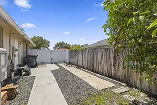 13885 Sheffield St, Wellington, FL 33414 - Photo 30