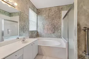 10641 Royal Caribbean Cir, Boynton Beach, FL 33437 - Photo 20