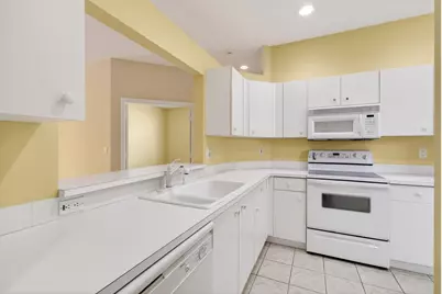 10641 Royal Caribbean Circle, Boynton Beach, FL 33437 - Photo 8