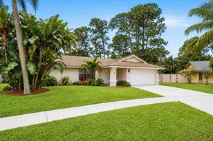 190 Parkwood Dr S, Royal Palm Beach, FL 33411 - Photo 2