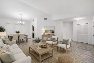 190 Parkwood Dr S, Royal Palm Beach, FL 33411 - Photo 20
