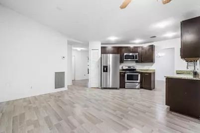190 Parkwood Drive S, Royal Palm Beach, FL 33411 - Photo 4