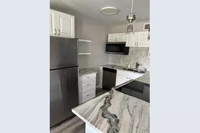 311 Chatham #311, West Palm Beach, FL 33417 - Photo 12
