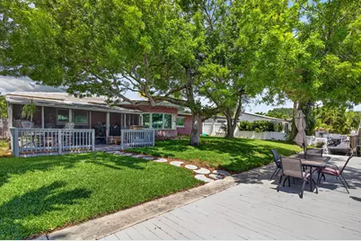 420 SE 14th Avenue, Pompano Beach, FL 33060 - Photo 12