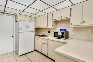 10315 NW 24th Pl, Sunrise, FL 33322 - Photo 40