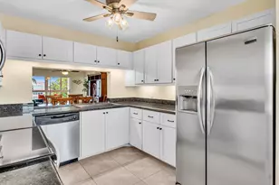 10315 NW 24th Pl, Sunrise, FL 33322 - Photo 8