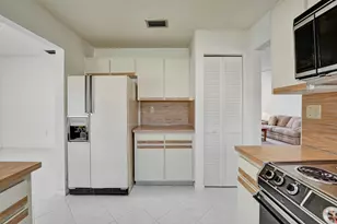 5521 SW 114th Ave, Cooper City, FL 33330 - Photo 14