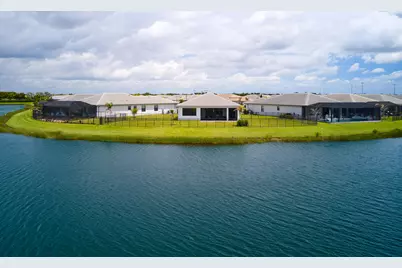 10946 SW Meandering Mile Road, Port Saint Lucie, FL 34987 - Photo 4