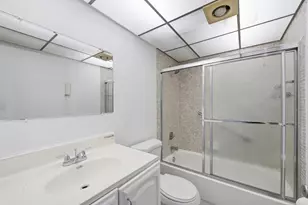 452 Normandy, Delray Beach, FL 33484 - Photo 12