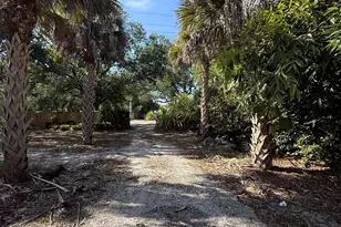 2363 SE St Lucie Blvd, Stuart, FL 34996 - Photo 4