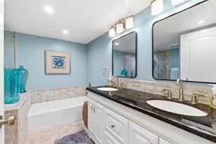 3800 Oaks Clubhouse Dr, Pompano Beach, FL 33069 - Photo 28