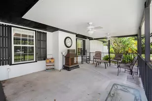 5518 Davis St, Fort Pierce, FL 34982 - Photo 6