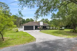5518 Davis St, Fort Pierce, FL 34982 - Photo 4