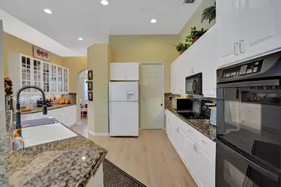7338 Falls Road W, Boynton Beach, FL 33437 - Photo 20