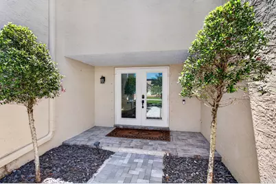 2320 SW 23rd Cranbrook Drive, Boynton Beach, FL 33436 - Photo 6