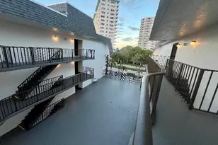 4013 N Ocean Dr N, Lauderdale by the Sea, FL 33308 - Photo 40