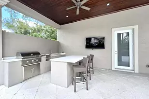 13550 Greentree Trail, Wellington, FL 33414 - Photo 24