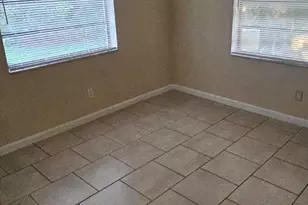 451 Glenwood Dr, West Palm Beach, FL 33415 - Photo 2