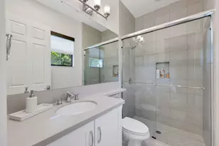 9275 Biaggio Rd, Boca Raton, FL 33496 - Photo 28