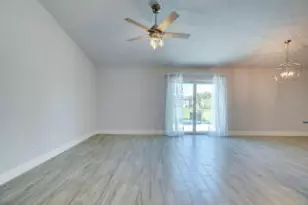 2352 SW Plum Ct, Port Saint Lucie, FL 34953 - Photo 8