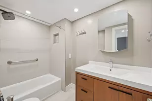 401 N Riverside Dr, Pompano Beach, FL 33062 - Photo 28