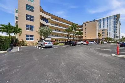 401 N Riverside Drive #408, Pompano Beach, FL 33062 - Photo 4