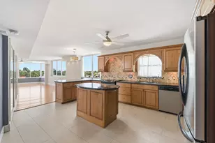 401 N Riverside Dr, Pompano Beach, FL 33062 - Photo 4