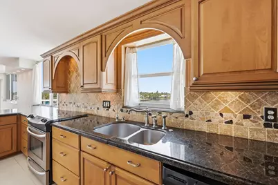 401 N Riverside Drive #408, Pompano Beach, FL 33062 - Photo 10