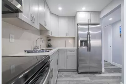 320 S Surf Road #205, Hollywood, FL 33019 - Photo 12