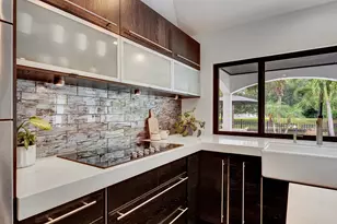 2425 NW 26th St, Boca Raton, FL 33431 - Photo 12